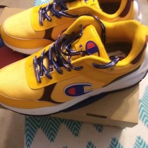 Size 10.  Champion tennis shoes